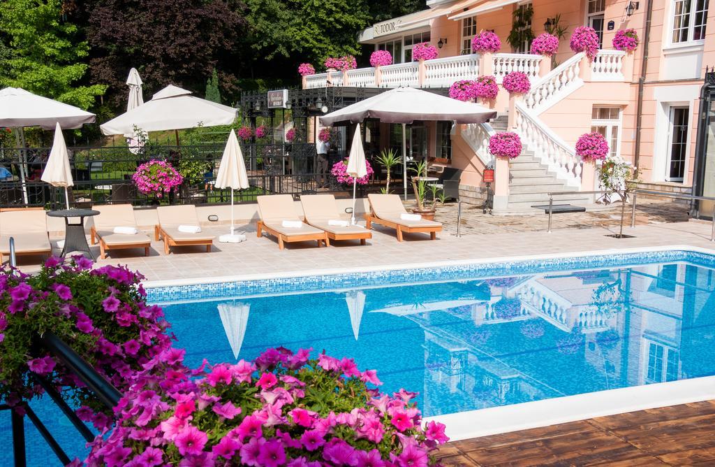 Hotel Aleksandar Vrnjačka Banja Exterior foto